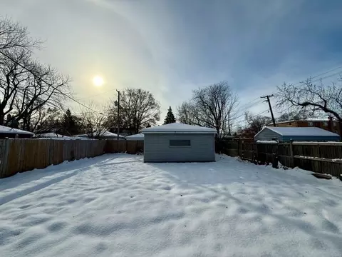 Exterior - 205 E 142nd Pl, Dolton, IL 60419 photo 2 of 3