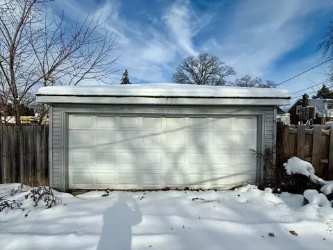 Exterior - 205 E 142nd Pl, Dolton, IL 60419 photo 3 of 3