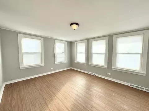 Living - 205 E 142nd Pl, Dolton, IL 60419 photo 5 of 6