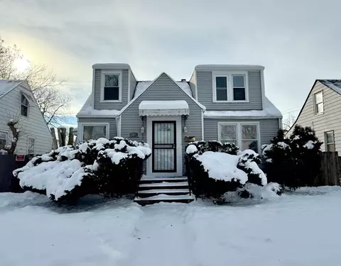 205 E 142nd Pl, Dolton, IL 60419