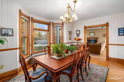 Dining - 4214 Deyo Ave, Brookfield, IL 60513 photo 1 of 3