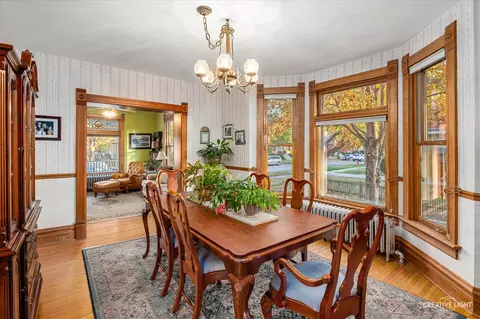 Dining - 4214 Deyo Ave, Brookfield, IL 60513 photo 2 of 3