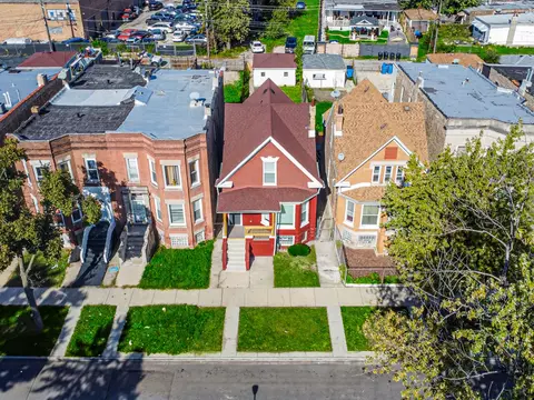 4918 W Fulton St, Chicago, IL 60644