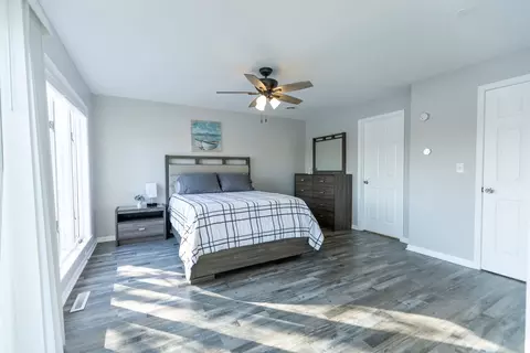 Bedroom - 1015 N River Rd, Mchenry, IL 60051 photo 2 of 7