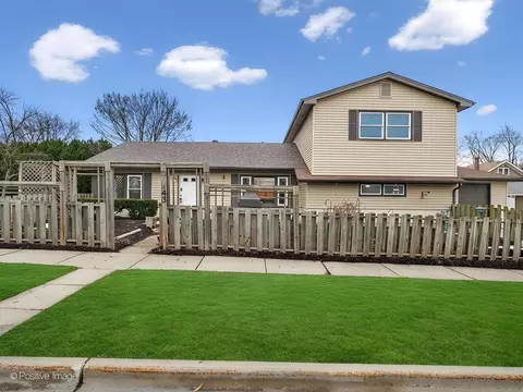43 S Craig Pl, Lombard, IL 60148