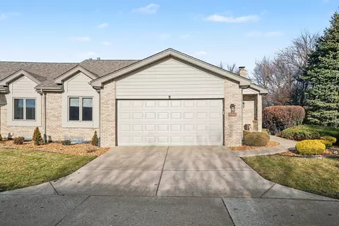 10942 Liz Ln, Orland Park, IL 60467