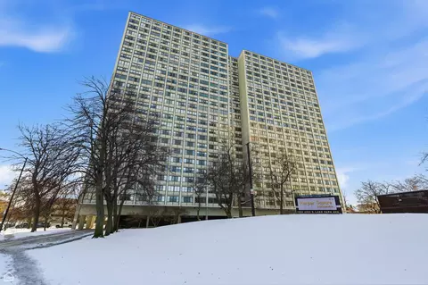 4850 S Lake Park Ave #1403, Chicago, IL 60615