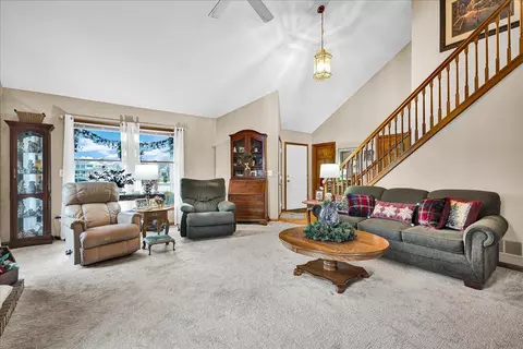 Living - 717 Thistlewood Cc Ct, Normal, IL 61761 photo 2 of 3