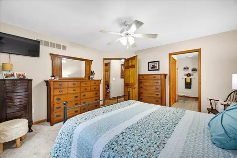 Bedroom - 717 Thistlewood Cc Ct, Normal, IL 61761 photo 2 of 5