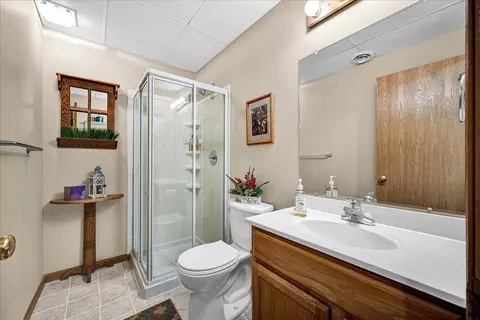 Bath - 717 Thistlewood Cc Ct, Normal, IL 61761 photo 4 of 4