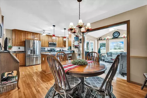Dining - 717 Thistlewood Cc Ct, Normal, IL 61761 photo 1 of 2