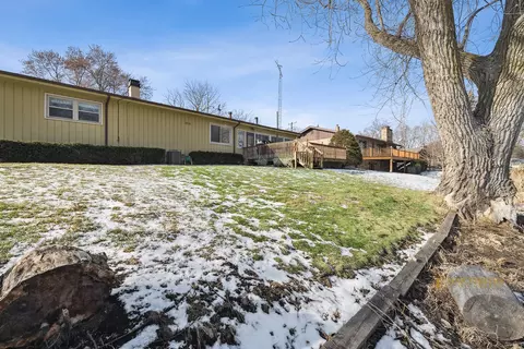 Exterior - 1402 N Millstream Dr, Mchenry, IL 60050 photo 3 of 3