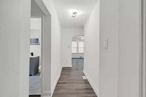 Entry Way - 1032 W 103rd Pl, Chicago, IL 60643 photo 1 of 1