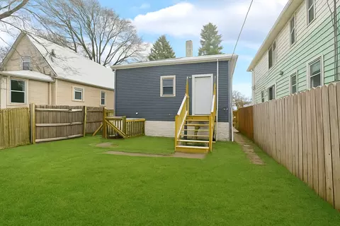 Exterior - 1032 W 103rd Pl, Chicago, IL 60643 photo 3 of 3