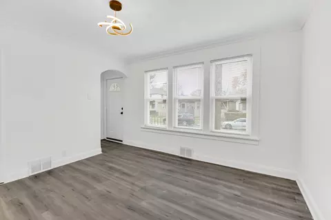Living - 1032 W 103rd Pl, Chicago, IL 60643 photo 3 of 3