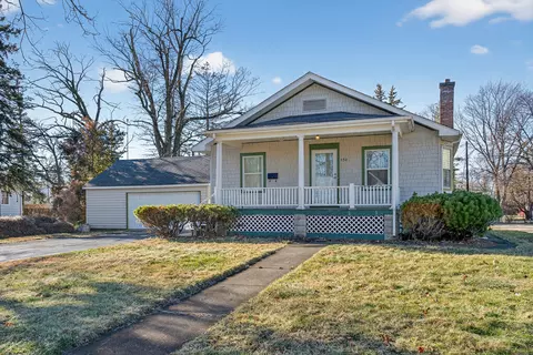 530 S Monterey Ave, Villa Park, IL 60181