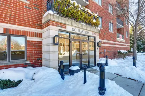 450 S Western Ave #506, Des Plaines, IL 60016