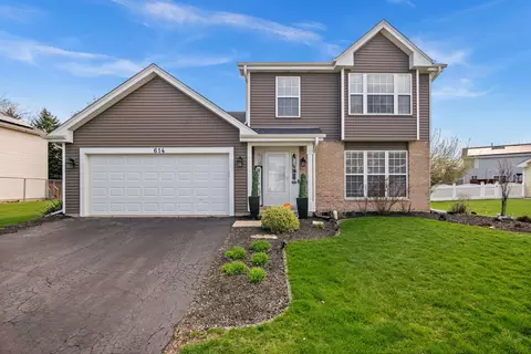 614 Buckboard Rd, Bolingbrook, IL 60490