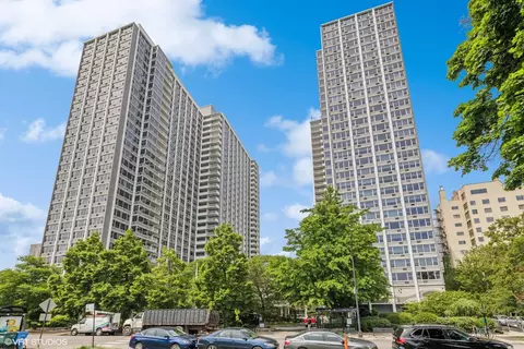 4250 N Marine Dr #1925, Chicago, IL 60613