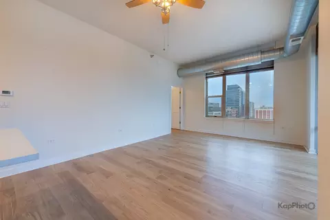 901 W Madison St #921, Chicago, IL 60607 photo 15