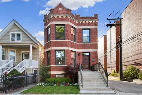 3940 N Christiana Ave, Chicago, IL 60618
