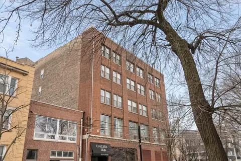 3323 N Paulina Ave #2D, Chicago, IL 60657