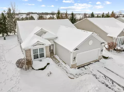 2982 Ravinia Cir, Mundelein, IL 60060