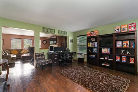 16320 Spring Creek Ln, Plainfield, IL 60586 photo 4