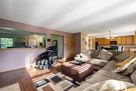 16320 Spring Creek Ln, Plainfield, IL 60586 photo 7