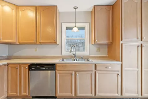 1915 W Oakleaf Dr, Mchenry, IL 60051 photo 11