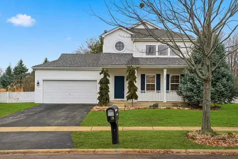1820 Bluestem Cir, Aurora, IL 60504