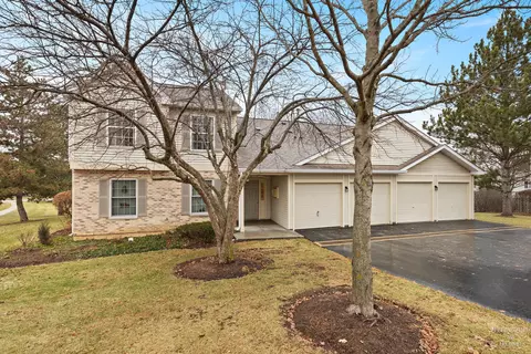 330 Buckingham Cir #C, Elgin, IL 60120