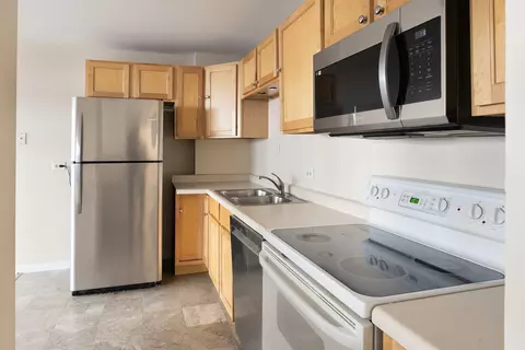 Kitchen - Undisclosed, Chicago, IL 60613 photo 1 of 2
