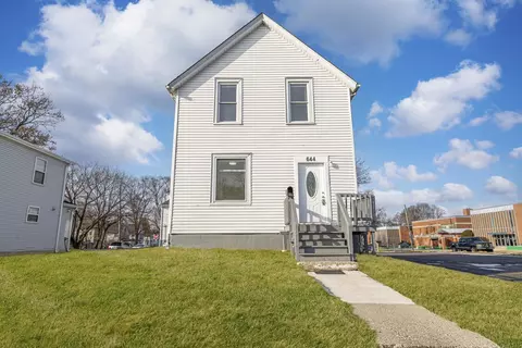 644 S Mcalister Ave, Waukegan, IL 60085