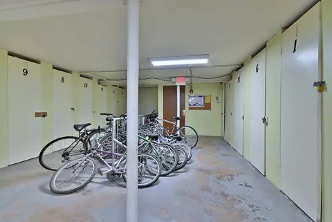 Exterior - 9631 Brandy Ct #3, Des Plaines, IL 60016 photo 6 of 6