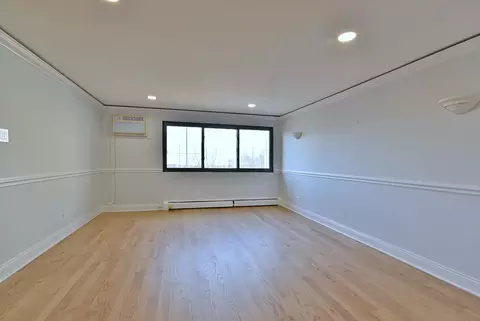 Living - 9631 Brandy Ct #3, Des Plaines, IL 60016 photo 3 of 6