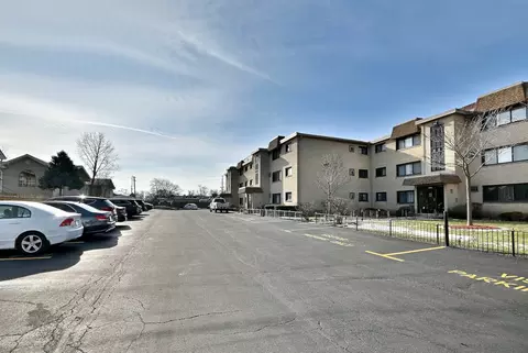 Exterior - 9631 Brandy Ct #3, Des Plaines, IL 60016 photo 5 of 6