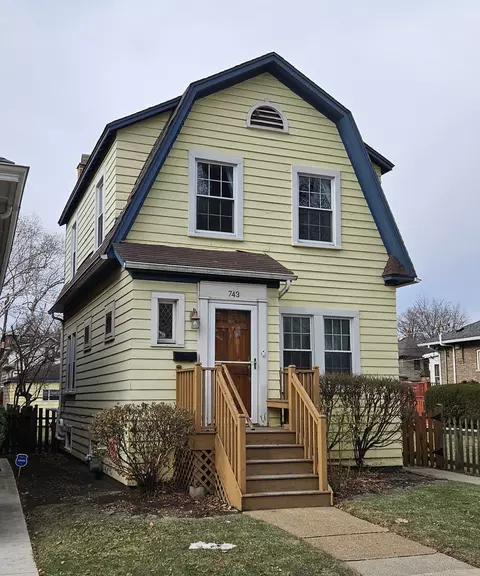 743 S East Ave, Oak Park, IL 60304