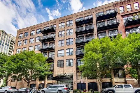 520 W Huron St #514, Chicago, IL 60654