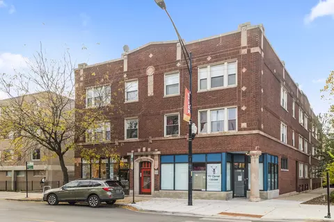 6622 N Clark St #2D, Chicago, IL 60626