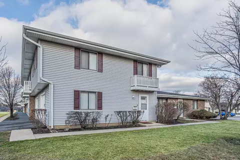 129 Millbrook Ln #129, Schaumburg, IL 60193