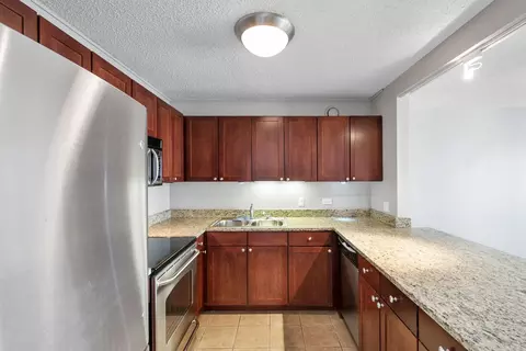 Kitchen - 30 E Huron St #3005, Chicago, IL 60611 photo 2 of 2