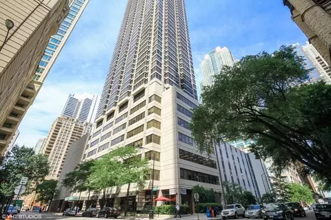 30 E Huron St #3005, Chicago, IL 60611