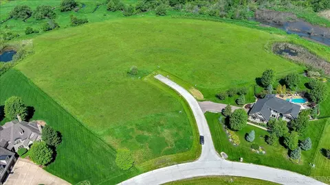 lot Apt 4 Derek Dr, Elburn, IL 60119