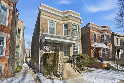 1736 W Farragut Ave, Chicago, IL 60640