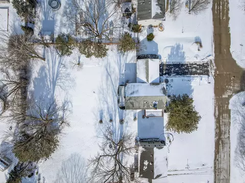 View/Area - 308 Rustic Ln, Algonquin, IL 60102 photo 3 of 7