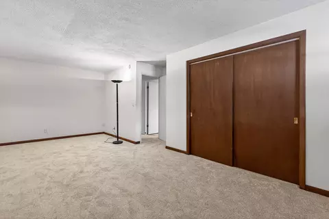 Bedroom - 308 Rustic Ln, Algonquin, IL 60102 photo 4 of 4