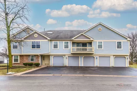 1228 Bradwell Ln #A, Mundelein, IL 60060