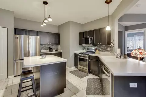 Kitchen - 2487 Stonegate Rd, Algonquin, IL 60102 photo 2 of 2