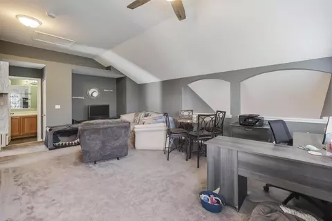 Other - 2487 Stonegate Rd, Algonquin, IL 60102 photo 3 of 10